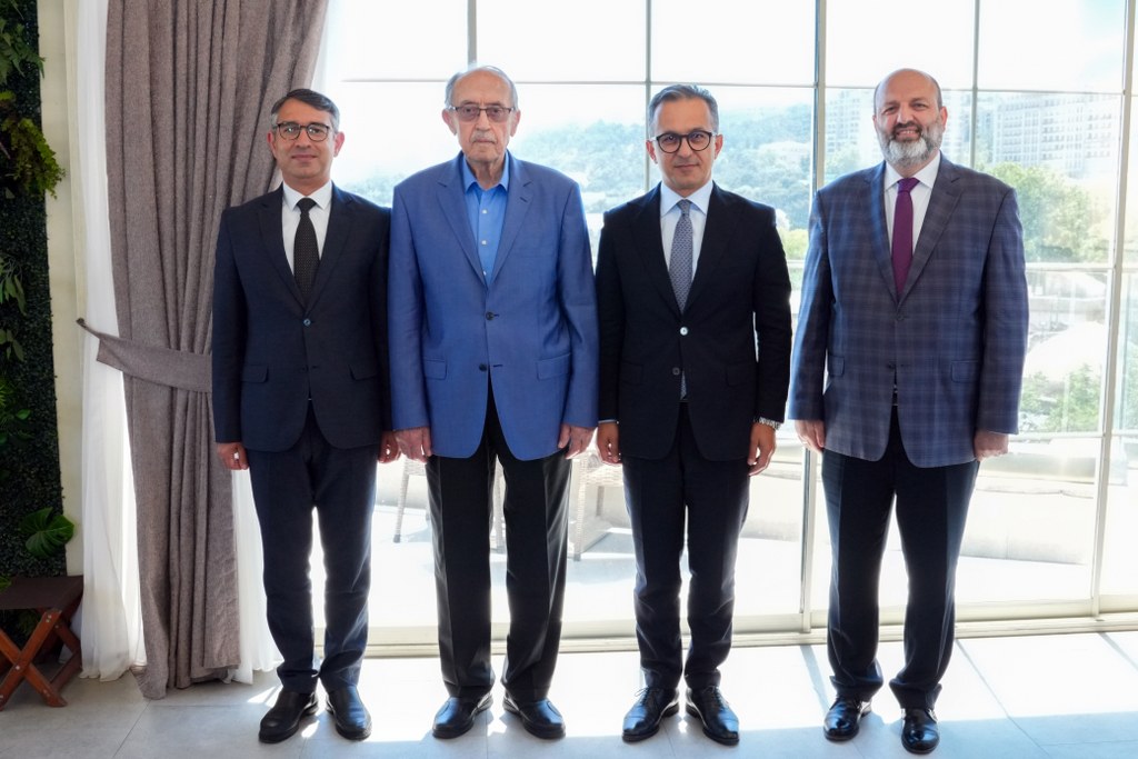 Dövlət Komitəsinin sədri İstanbul 29 Mayıs Universitetinin rəhbəri ilə görüşüb - Image 1