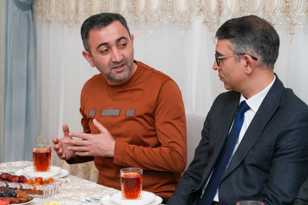 Komitə sədri Aİİ-də təhsil alan tələbənin evini ziyarət edib - Image 3