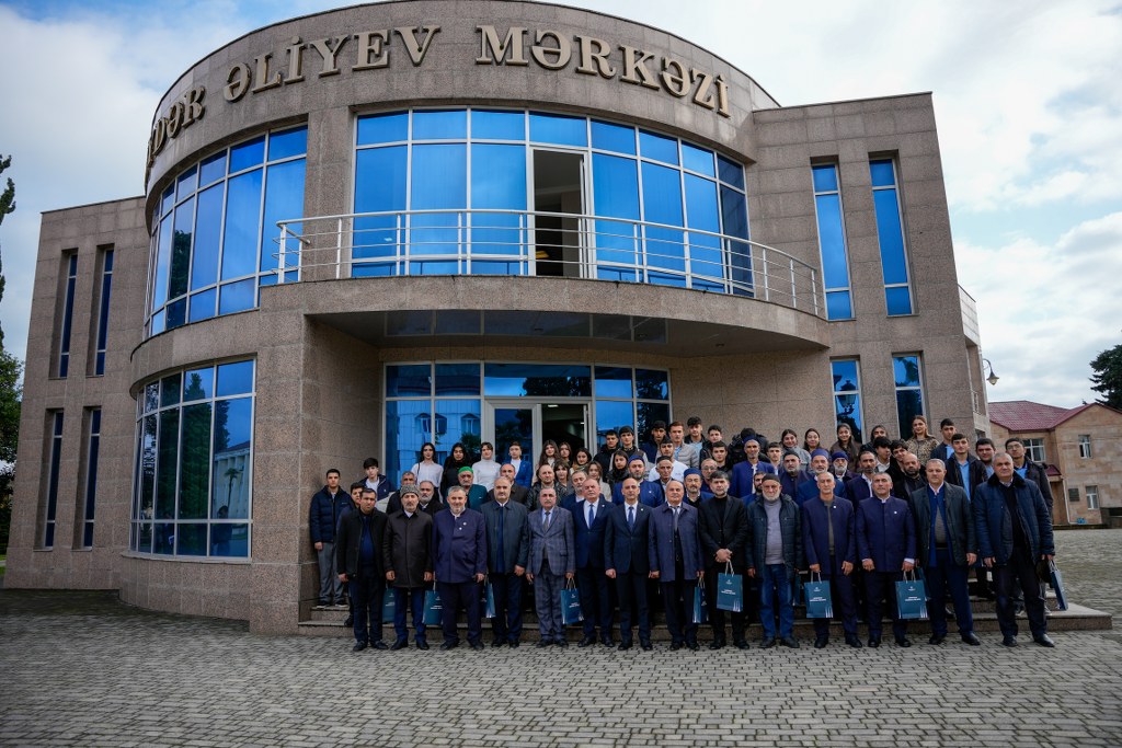 Astarada “Ümummilli Lider Heydər Əliyev və milli-mənəvi dəyərlərimiz” mövzusunda konfrans keçirilib - Image 7