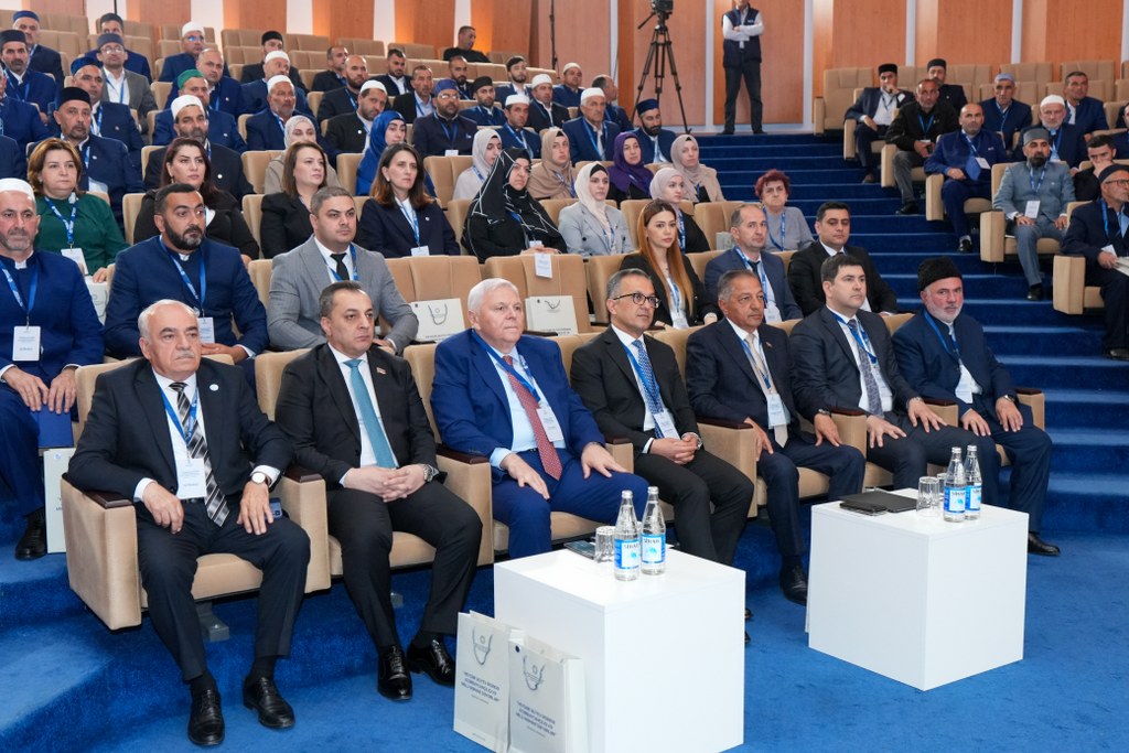 Şəkidə “Heydər Əliyev irsində Azərbaycançılıq və milli-mənəvi dəyərlər” mövzusunda regional konfrans keçirilir - Image 7